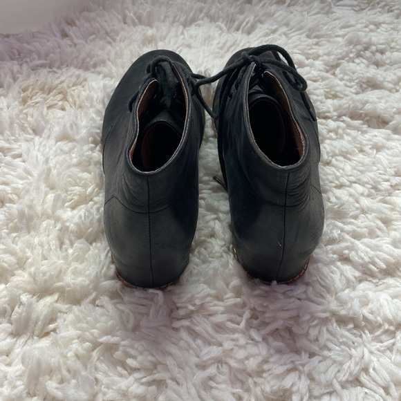 Matiko heeled booties - Picture 3 of 3